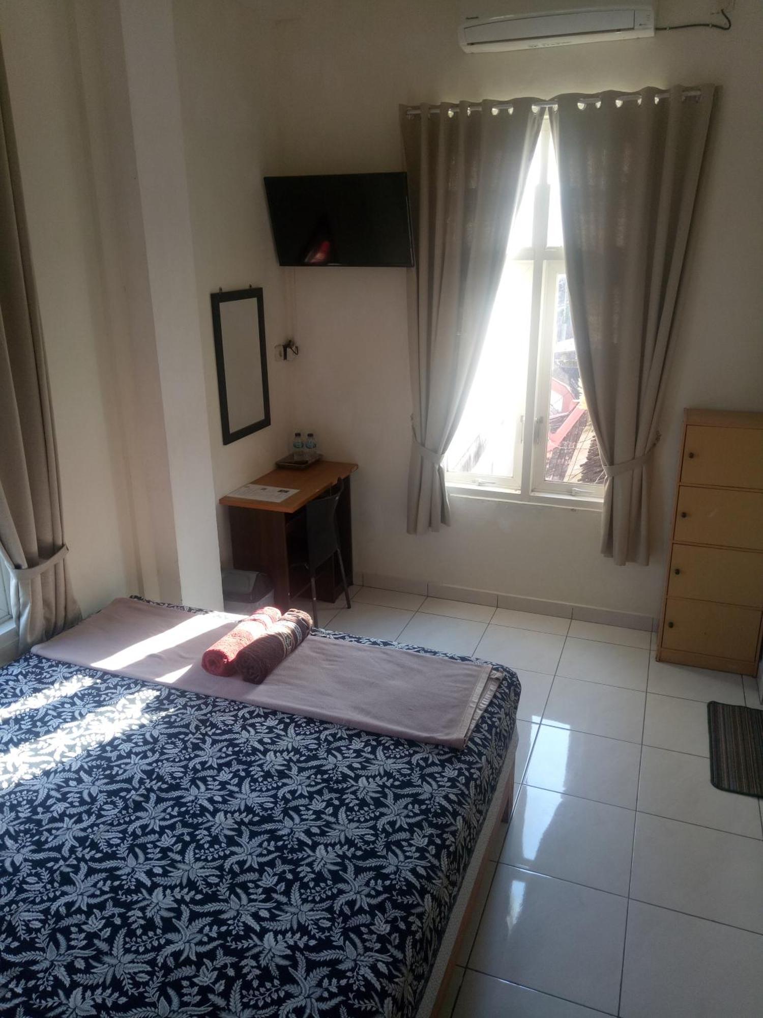 Homestay Losmen Fadel Malioboro Jogja *