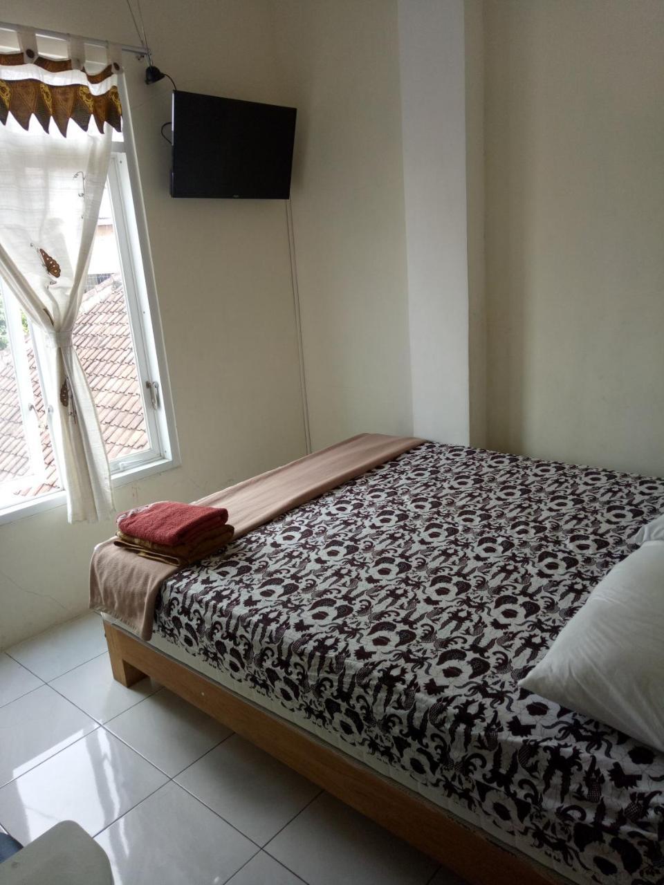 Homestay Losmen Fadel Malioboro Jogja *